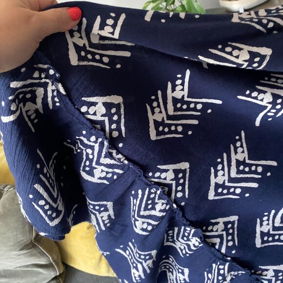 AERIE Navy and White Print Cut-Out Maxi Dress Size S - Picture 5 of 7